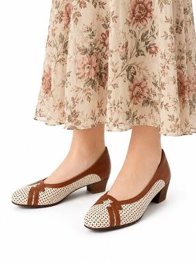 Size 7 (EU 37.5) Giulia Taddei Linea Comfort Leather Perforated Ballet Flats